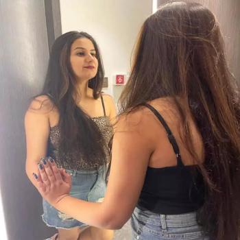 Top Reasons to Choose Verified Pune Escorts Over Street Hookups