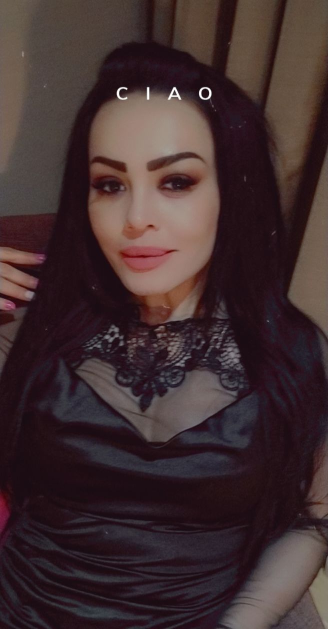 Top escort service in Pune